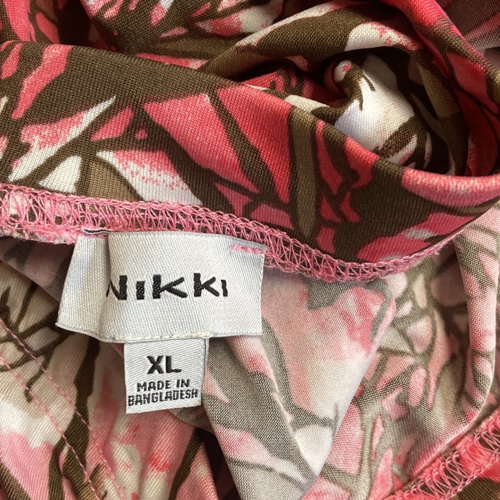 Pretty skirt - Picture 4 of 7